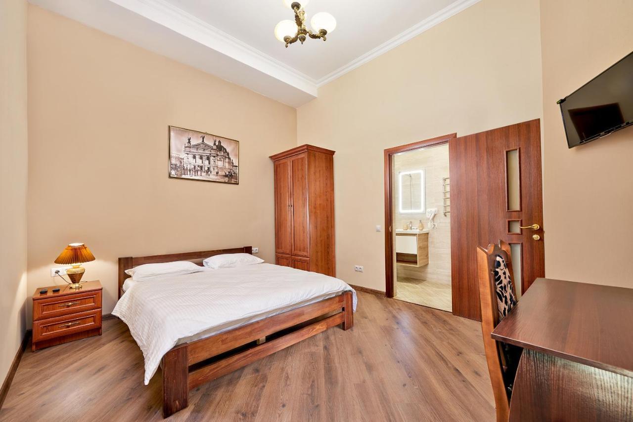 Cossacks Hostel Lvov Exteriér fotografie