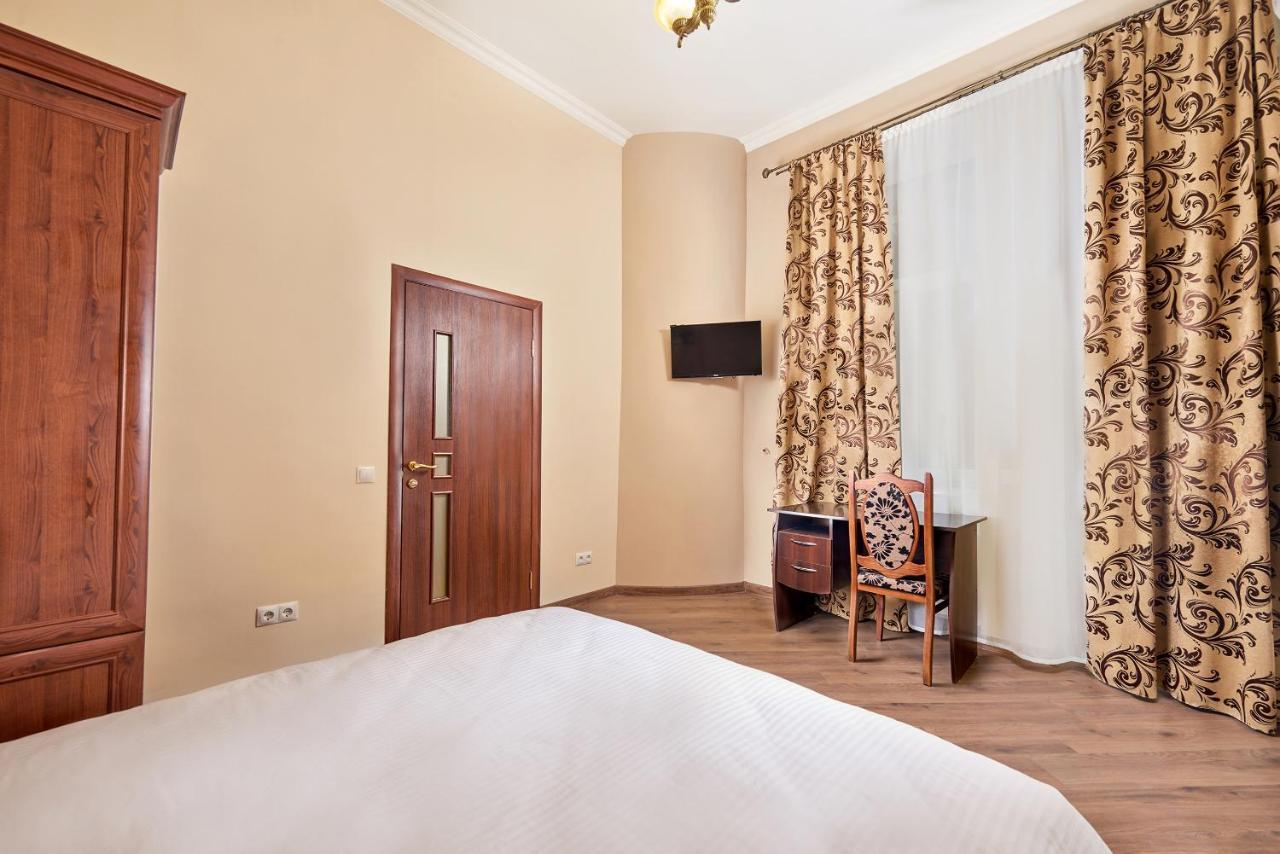 Cossacks Hostel Lvov Exteriér fotografie